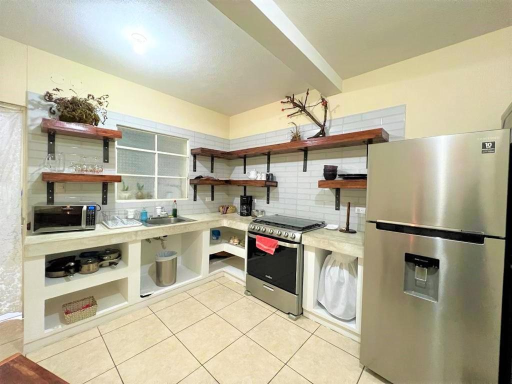 Comfy. Full Internet, Kitchen, Washer And Dryer, Netflix Чимальтенанго Экстерьер фото